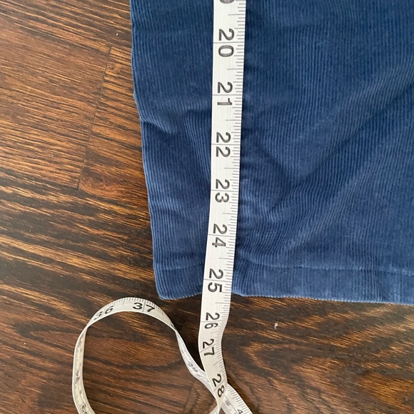 Everlane the wide leg corduroy pants! Size 6 - Picture 6 of 9